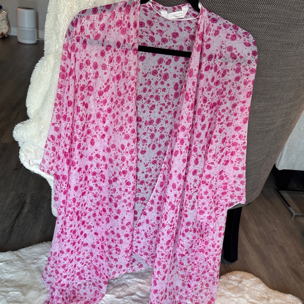 CLOSET CLEARANCE! ELIGIBLE FOR GIFT W/PURCHASE - LC Lauren Conrad Pink Top